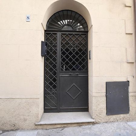 San Basilio'S Home Historical Center Palermo Exterior photo
