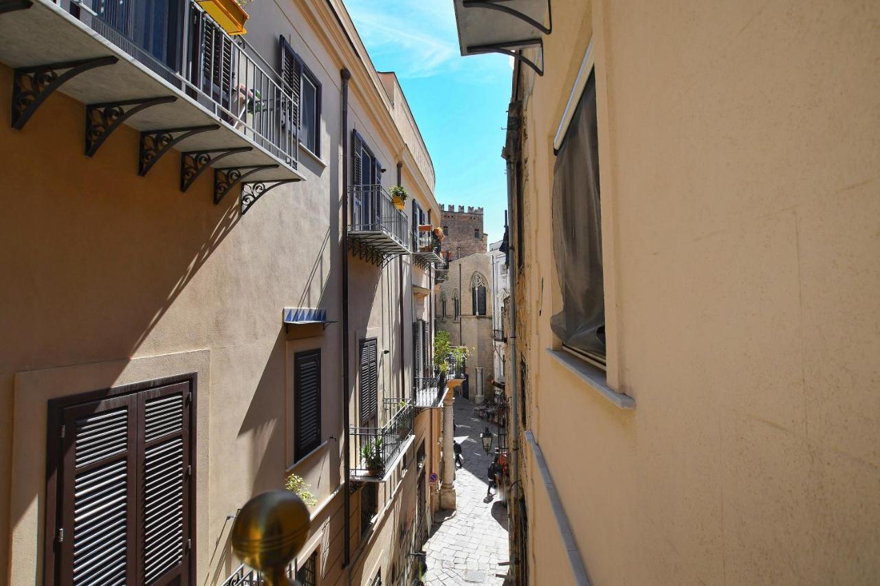 San Basilio'S Home Historical Center Palermo Exterior photo